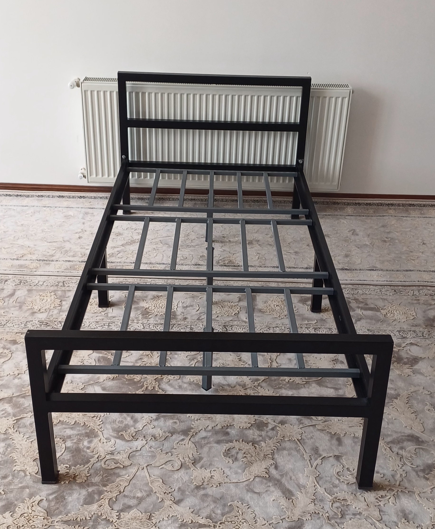 تخت‌خواب فلزی یک و نیم نفره (ارسال رایگان)